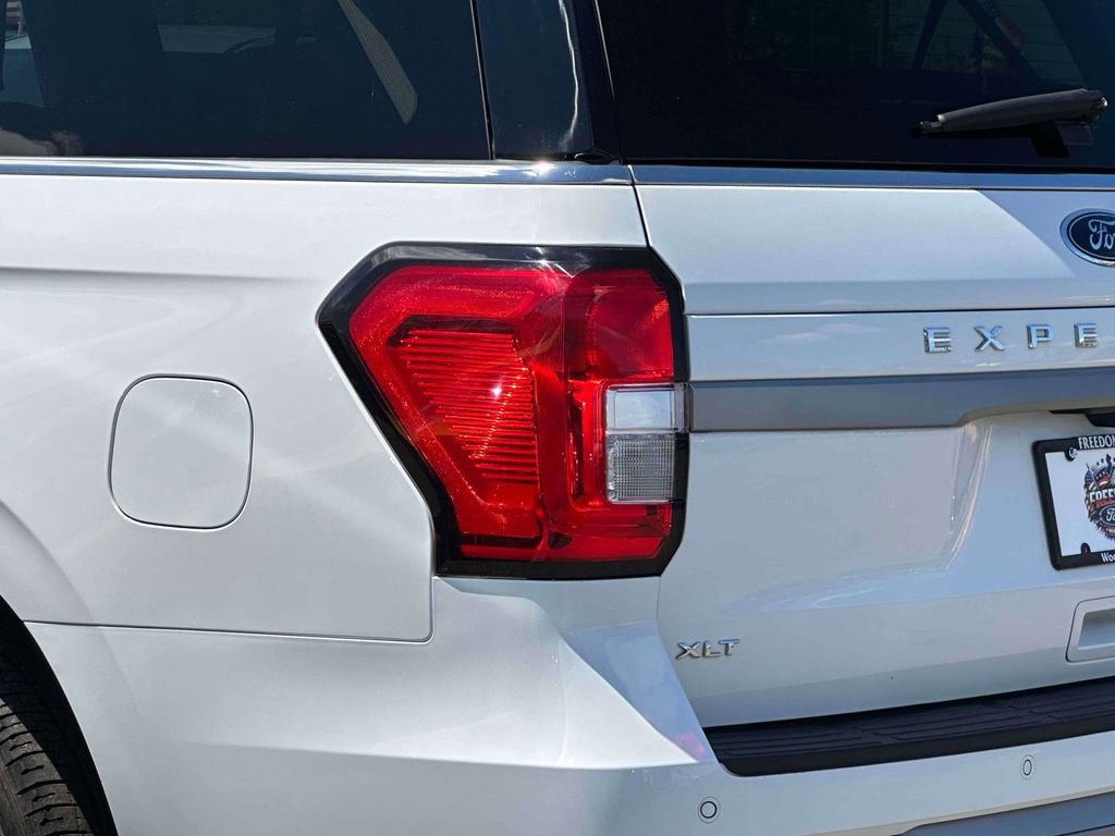 Used 2024 Ford Expedition Max XLT AWD/4WD image 8