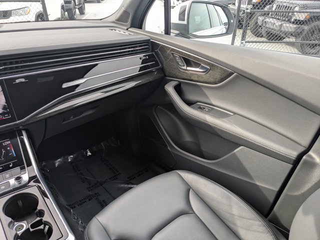Used 2025 Audi Q7 3.0T Premium Plus image 18