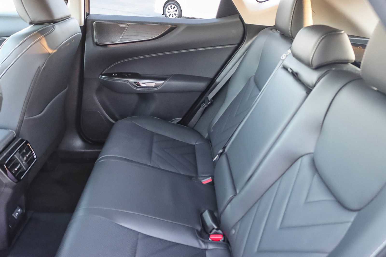 Certified 2025 Lexus NX 450h+ AWD w/ Luxury Package image 18