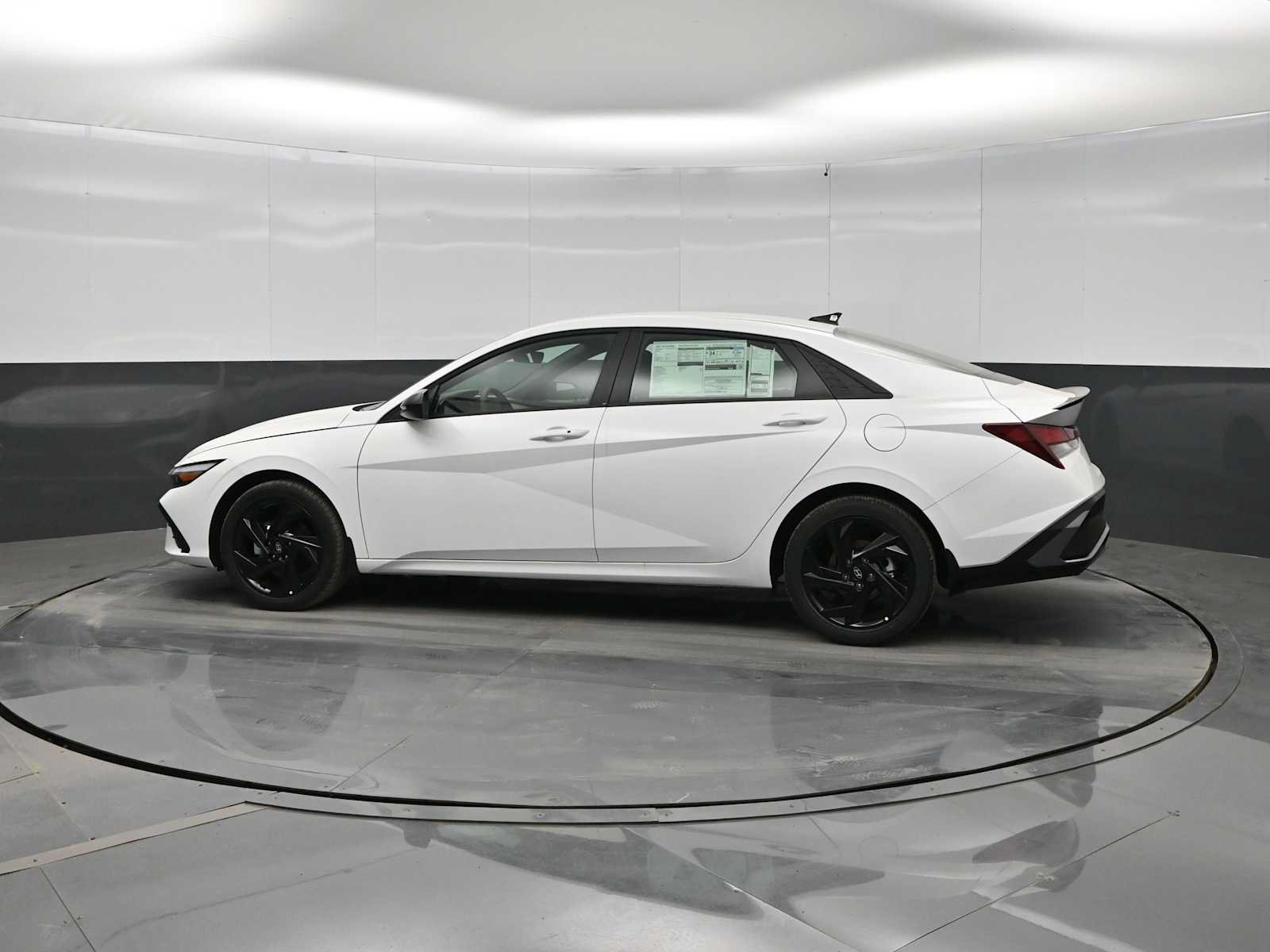 New 2026 Hyundai Elantra Sport FWD image 5