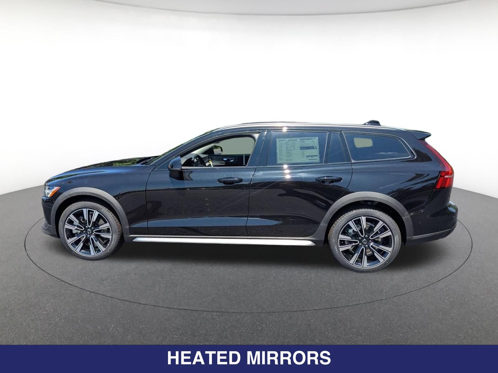 New 2026 Volvo V60 B5 Cross Country Ultra w/ Protection Package Premier AWD/4WD image 7