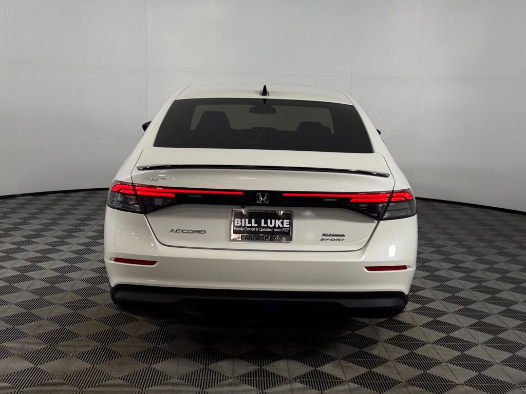 Used 2025 Honda Accord Sport image 6