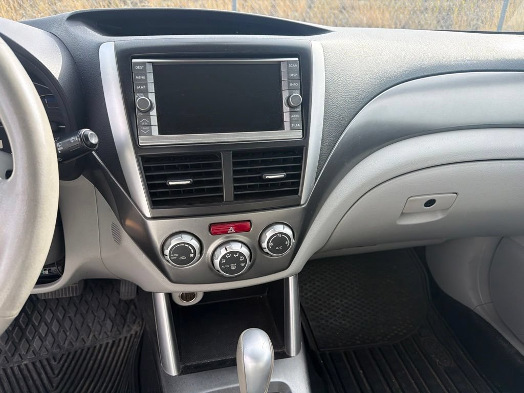 Used 2011 Subaru Forester 2.5X Limited AWD/4WD image 8