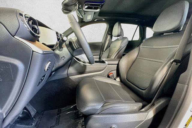 Used 2026 Mercedes-Benz GLC 300 4MATIC image 19