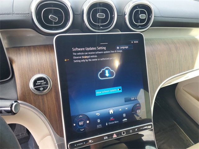 Used 2024 Mercedes-Benz GLC 300 4MATIC image 20