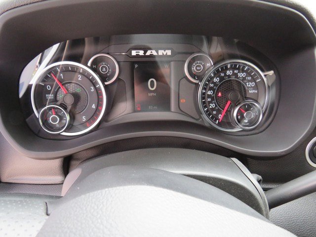 New 2023 RAM 5500 Tradesman w/ Chrome Appearance Group RWD image 39