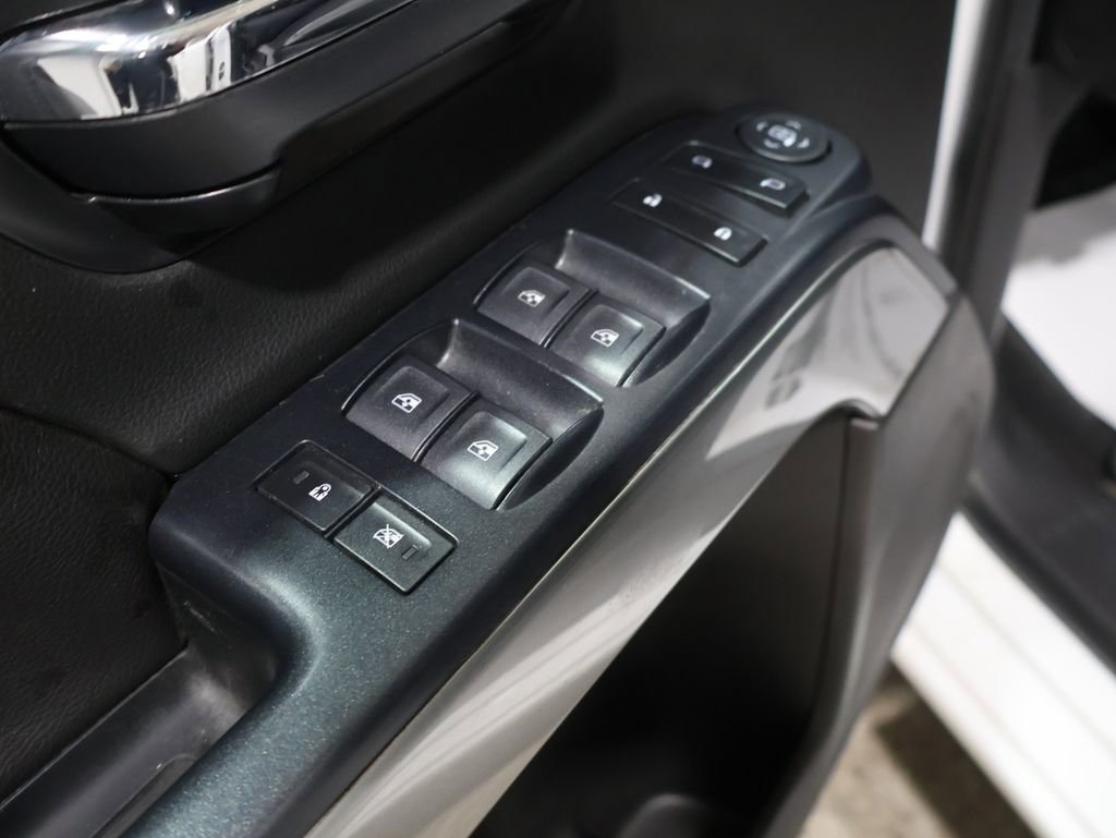 Used 2018 Chevrolet Silverado 1500 LT w/ All Star Edition image 14