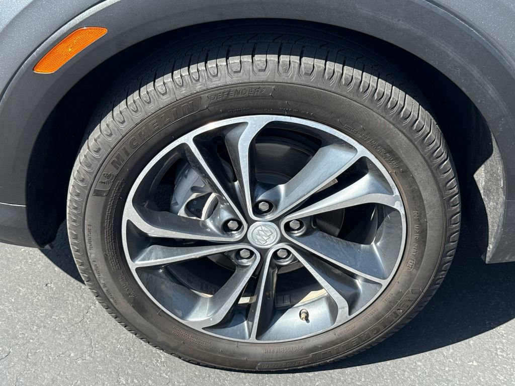 Used 2021 Buick Encore GX Select image 5