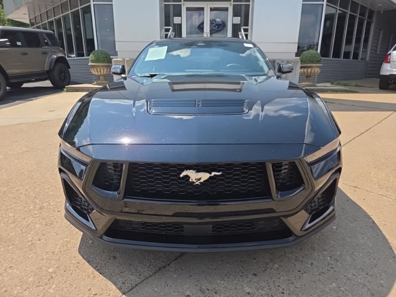 Used 2025 Ford Mustang GT RWD image 2