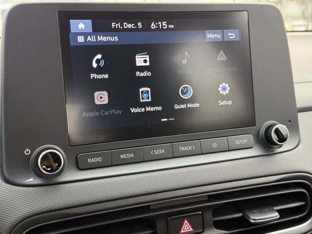 Used 2023 Hyundai Kona SE image 16