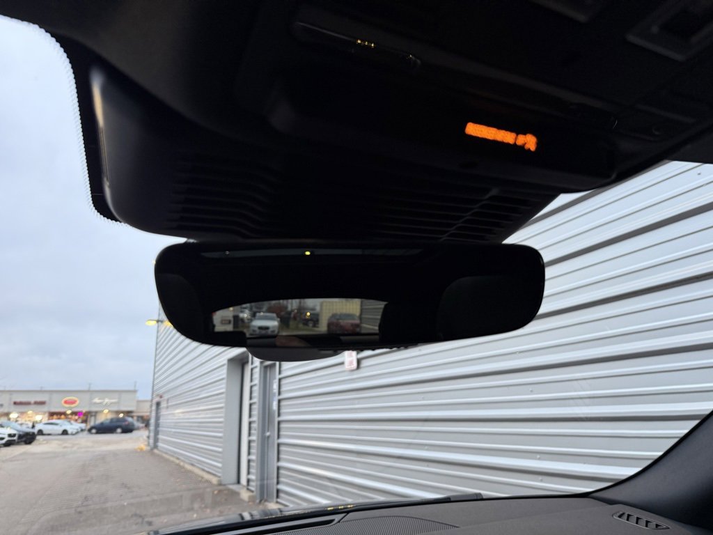 Used 2024 Land Rover Range Rover Evoque Dynamic SE image 28