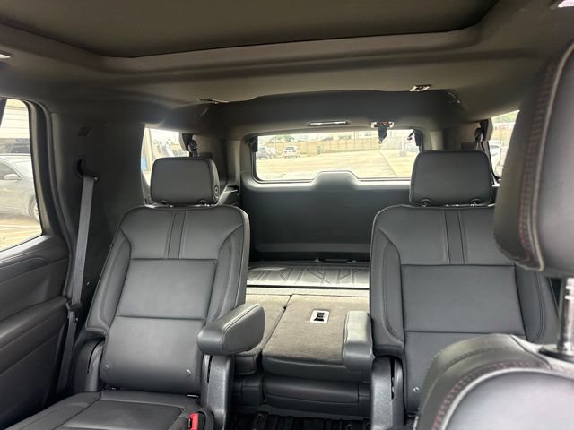 Used 2024 Chevrolet Tahoe RST w/ Luxury Package AWD/4WD image 11