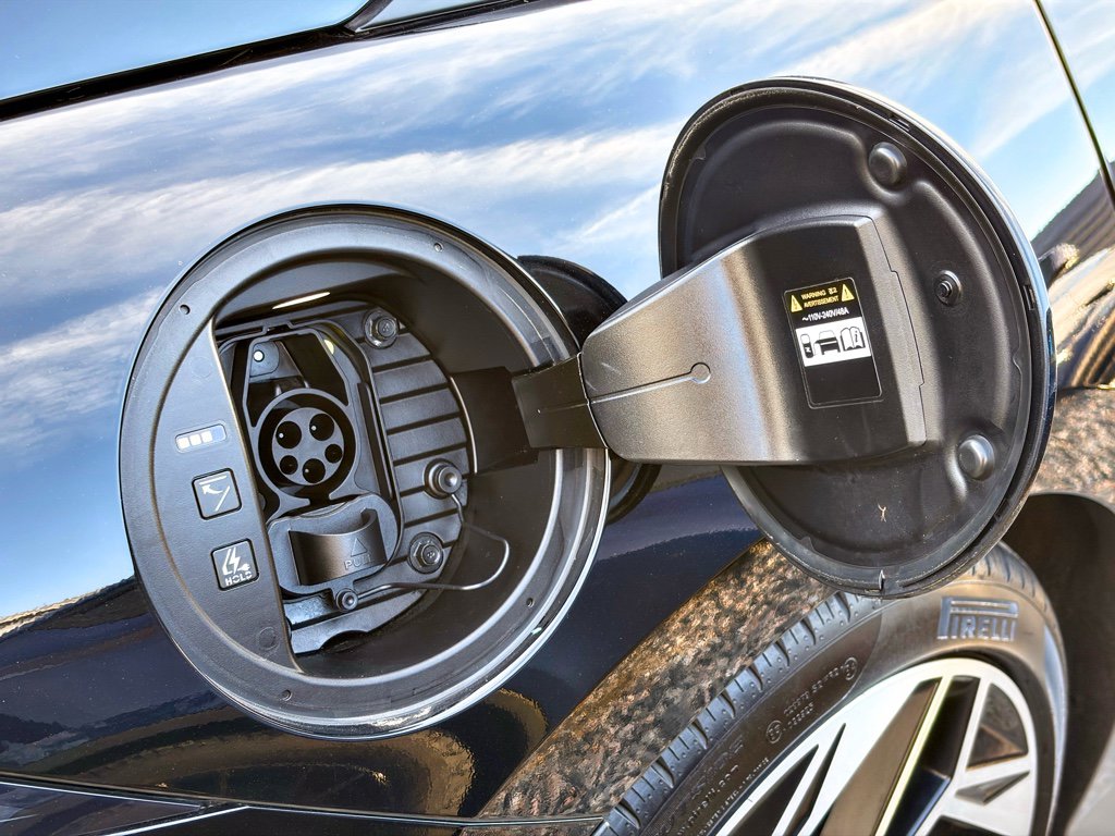 Used 2024 Hyundai Ioniq 6 SEL image 5