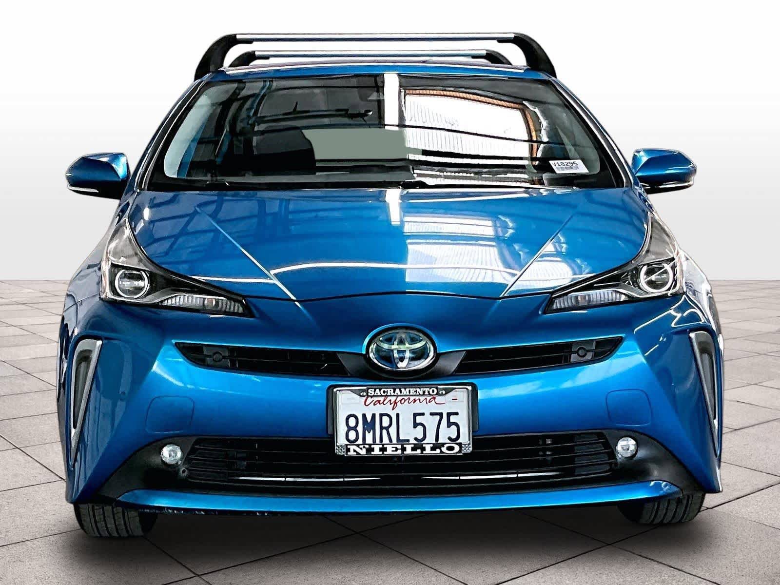 Used 2019 Toyota Prius LE AWD/4WD image 3