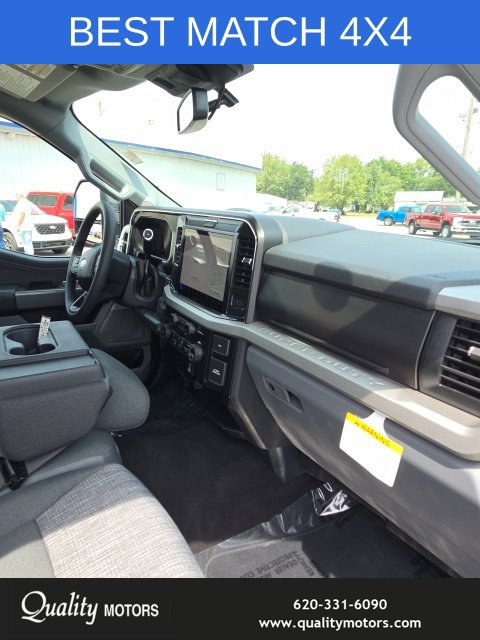 New 2026 Ford F250 XLT w/ XLT Premium Package AWD/4WD image 30