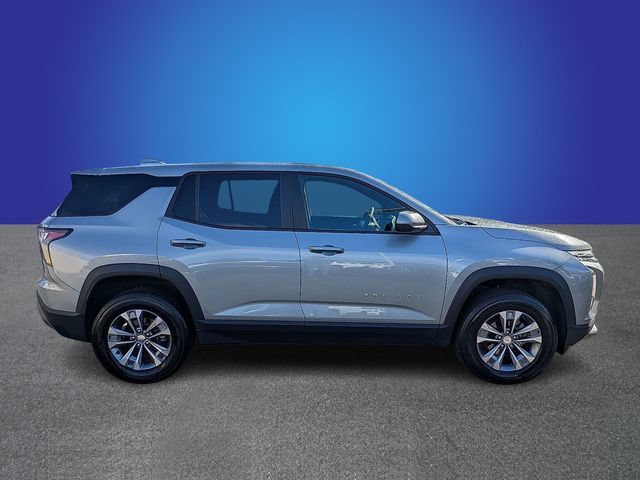 Used 2025 Chevrolet Equinox LT FWD image 6