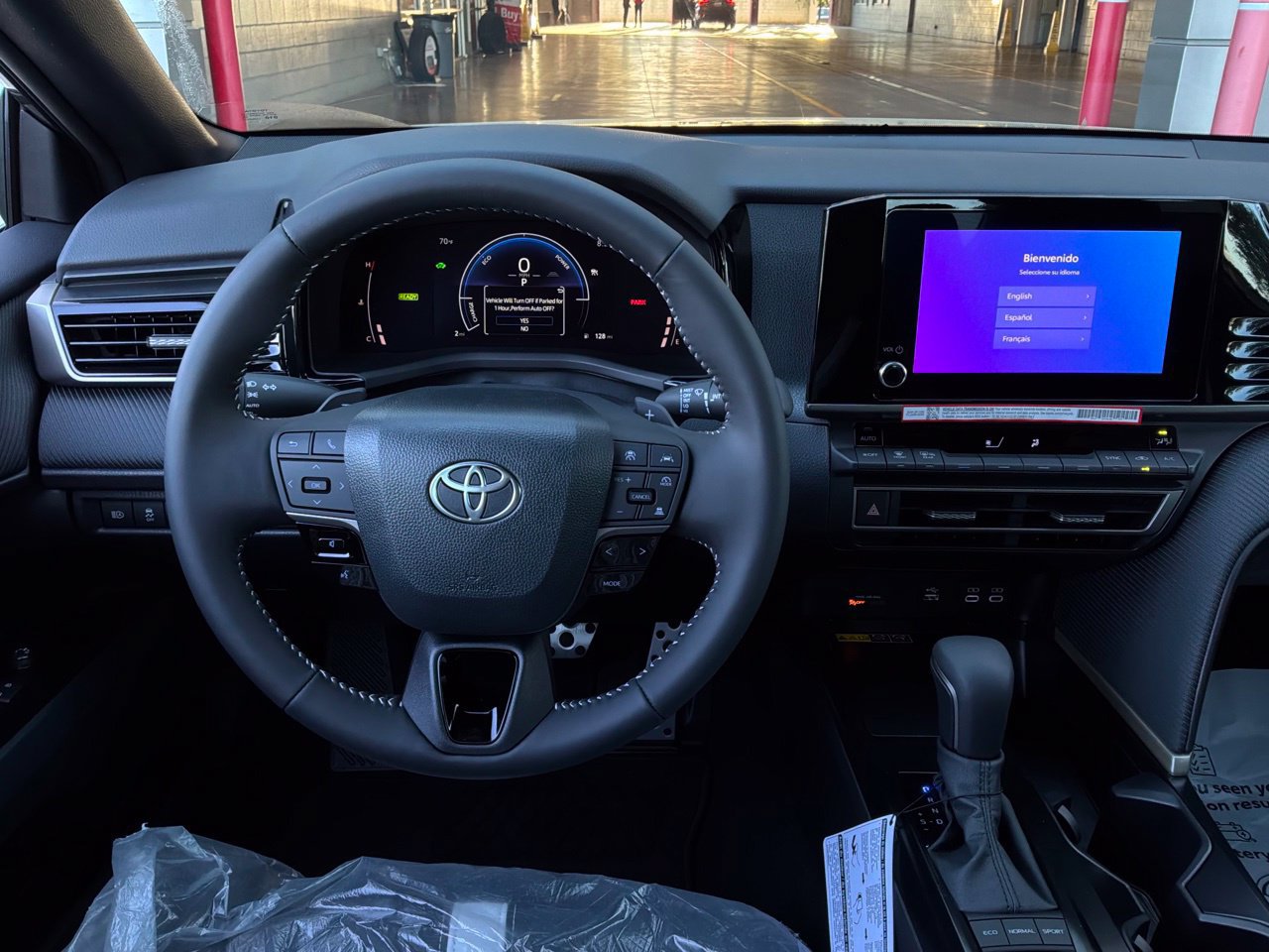 New 2026 Toyota Camry Hybrid FWD image 13