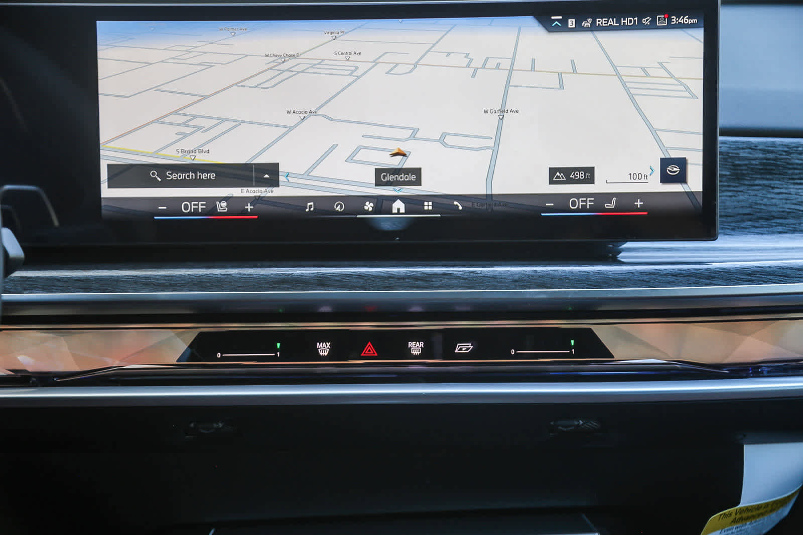 Used 2026 BMW 750e xDrive 750e xDrive w/ Premium Package image 10