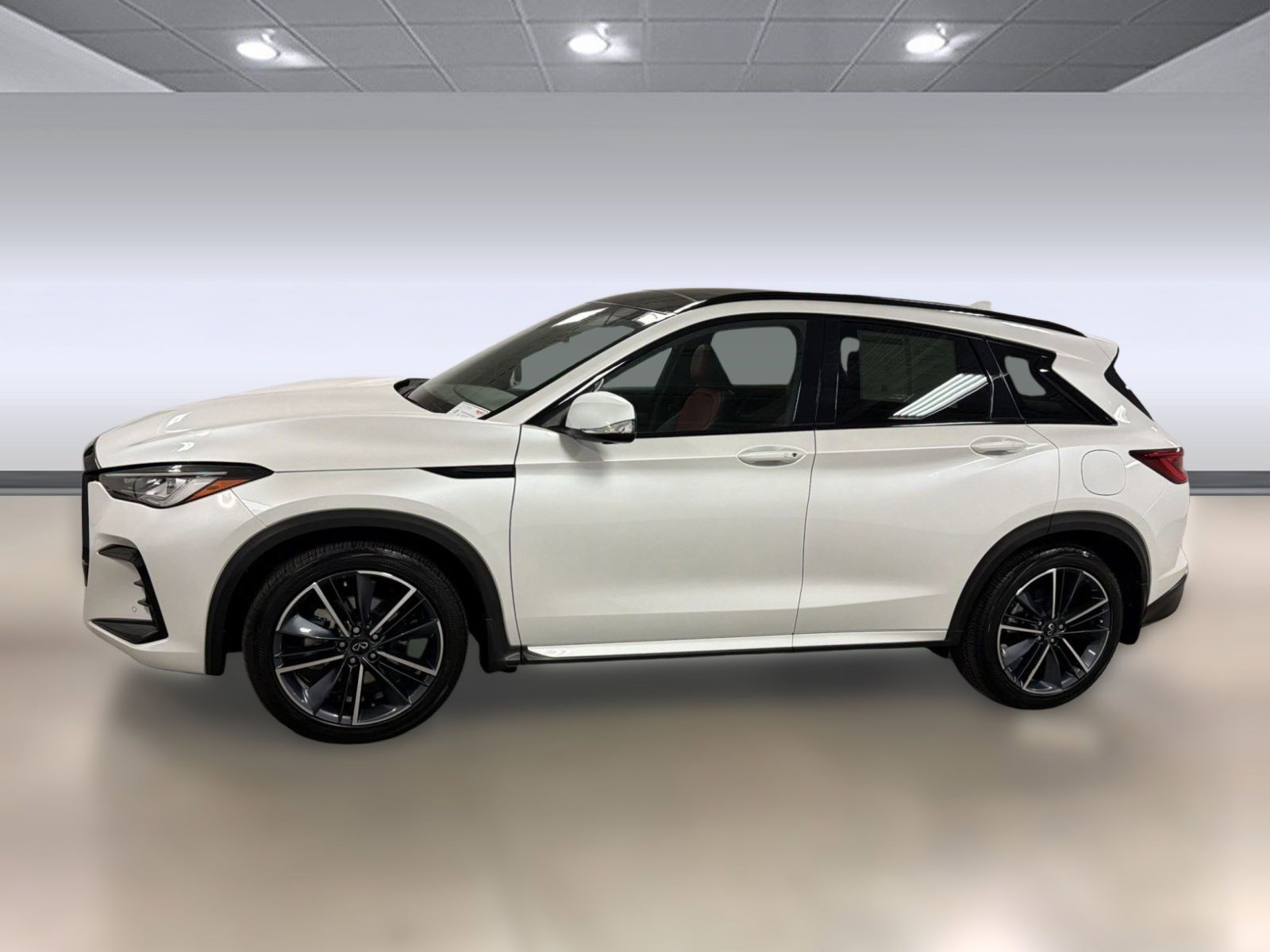 Used 2023 INFINITI QX50 Sport w/ Cargo Package FWD image 2