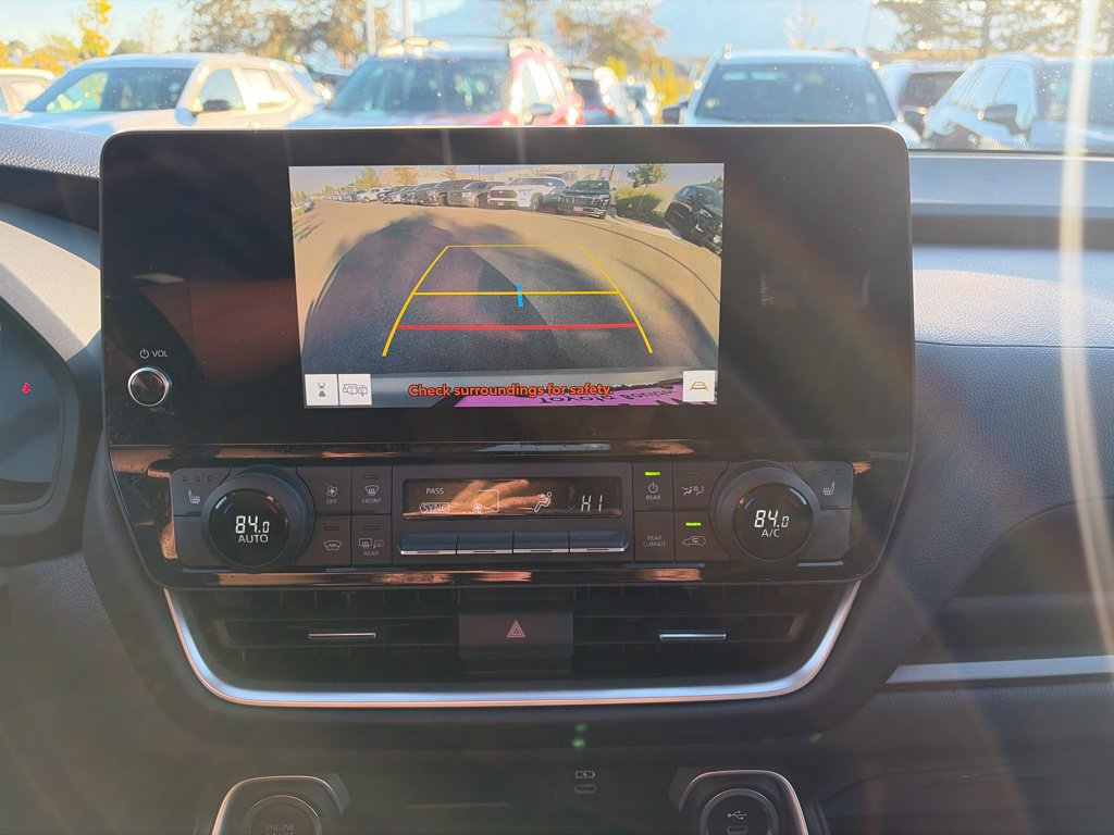 Used 2025 Toyota Grand Highlander AWD image 33