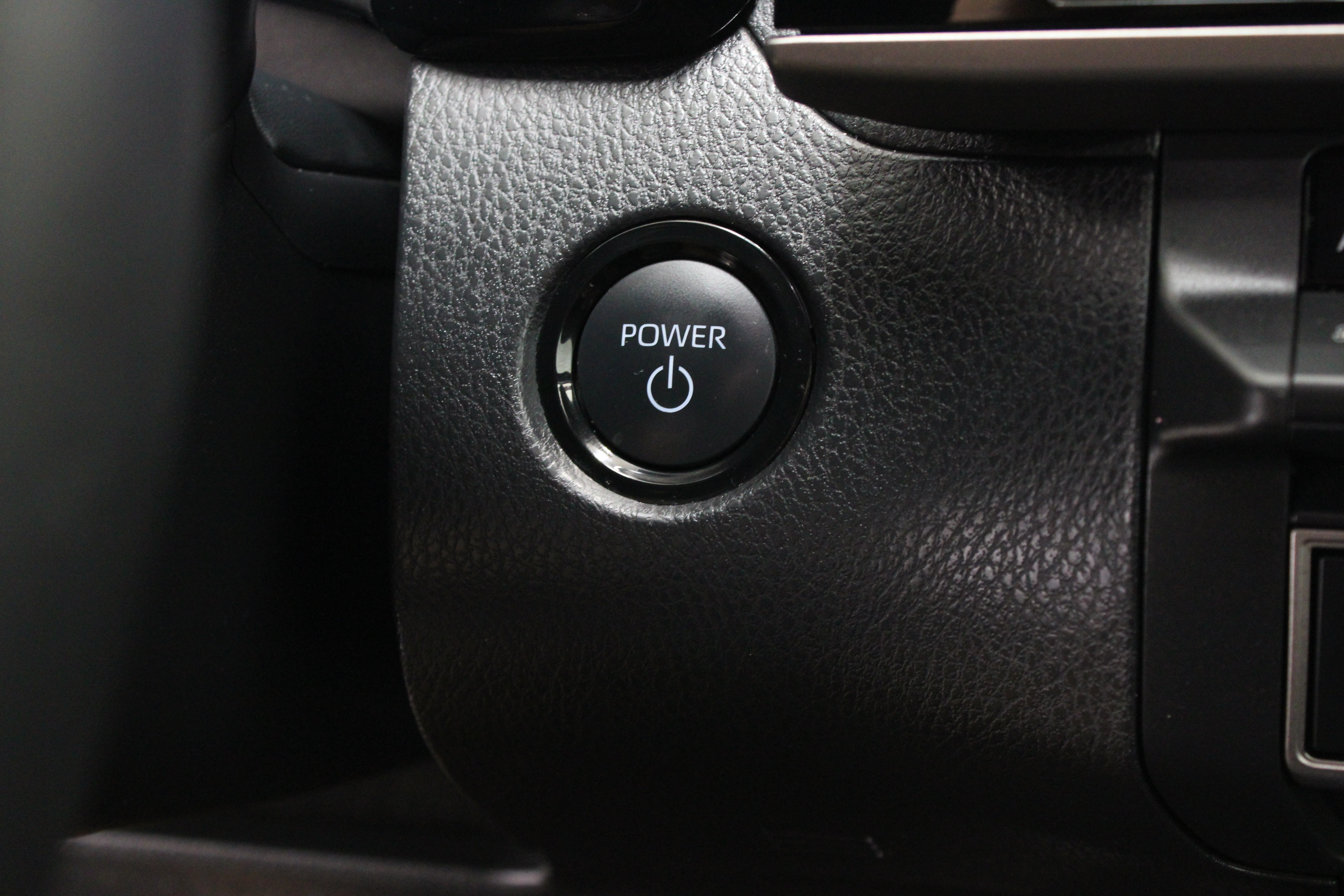 Used 2025 Toyota Camry SE w/ Multimedia Upgrade Package FWD image 18