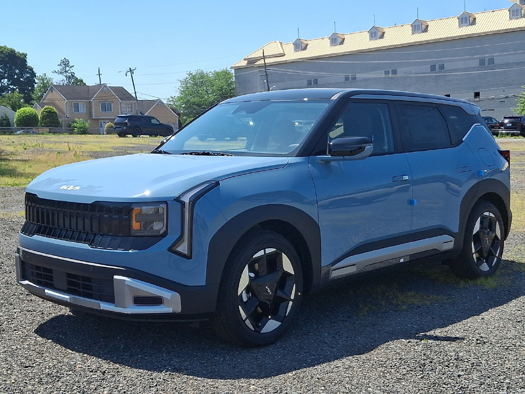 New 2027 Kia Seltos S FWD image 2