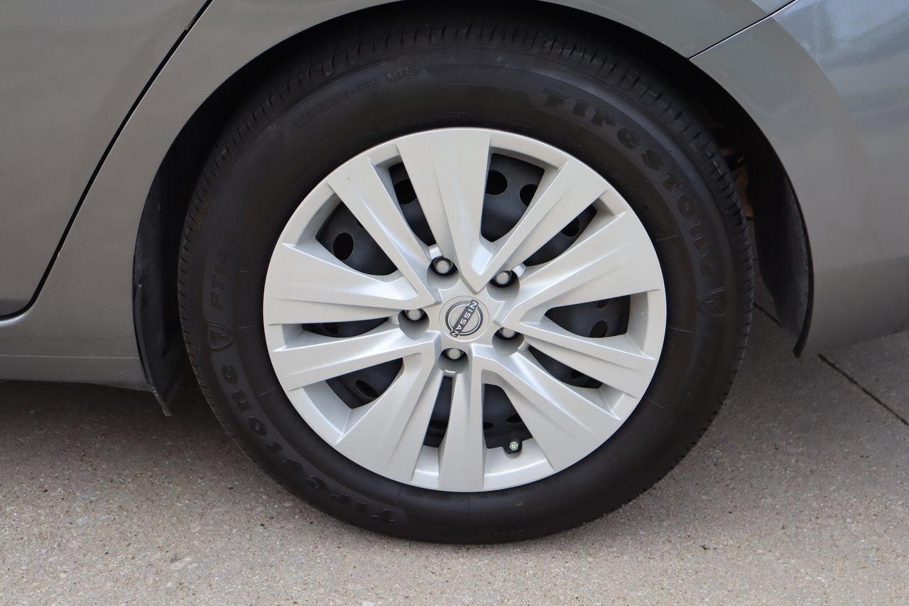 Used 2024 Nissan Sentra S FWD image 24