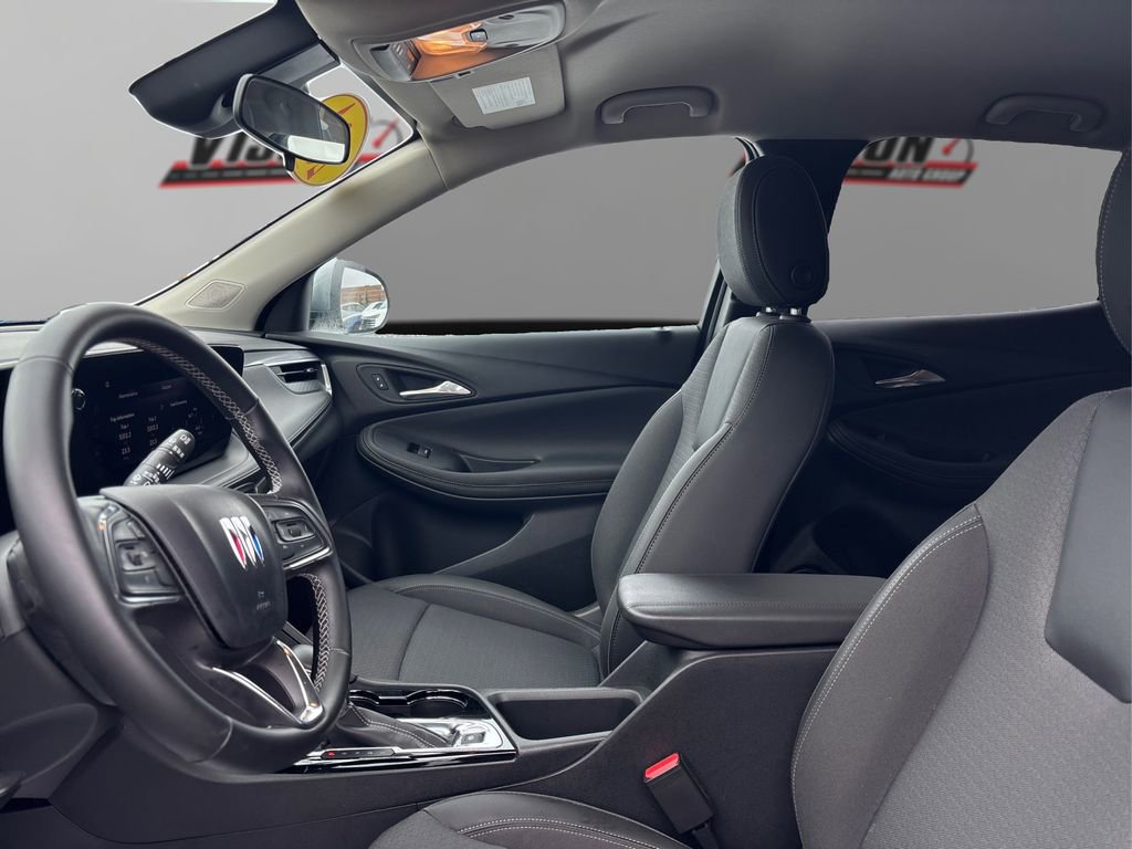 Used 2024 Buick Encore GX Preferred image 9