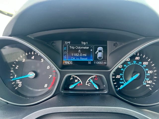 Used 2015 Ford Escape Titanium w/ Equipment Group 301A AWD/4WD image 17