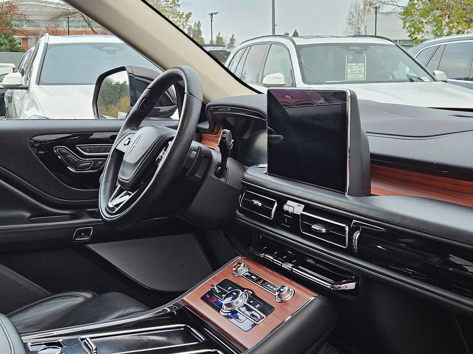 Used 2020 Lincoln Aviator Reserve w/ Equipment Group 202A image 12