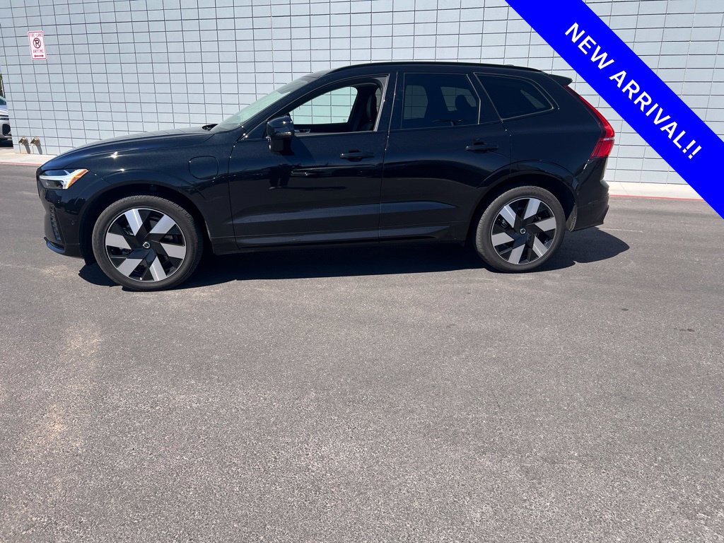 Certified 2024 Volvo XC60 T8 Plus w/ Climate Package AWD/4WD image 5