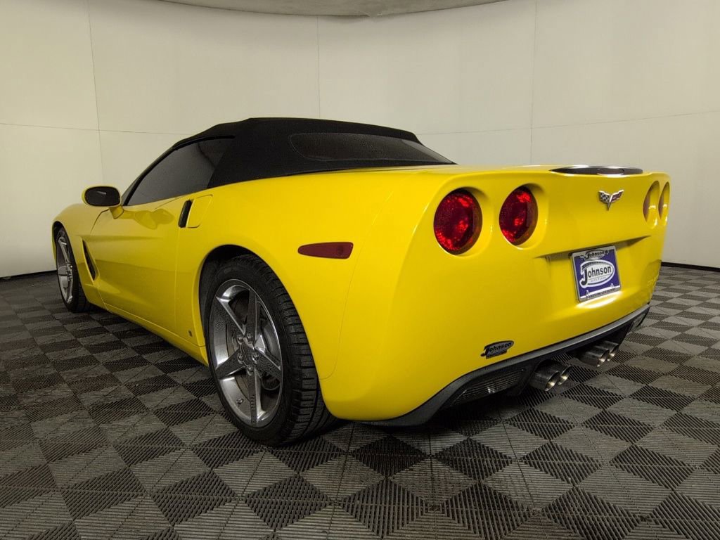 Used 2007 Chevrolet Corvette Convertible w/ Preferred Equipment Group RWD image 7