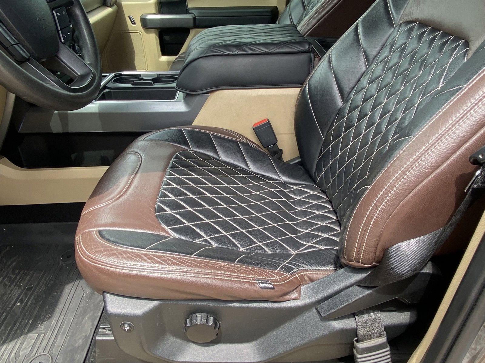 Used 2020 Ford F450 XLT w/ FX4 Off-Road Package AWD/4WD image 12