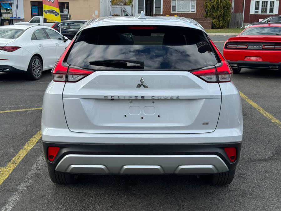 Used 2024 Mitsubishi Eclipse Cross SE image 13