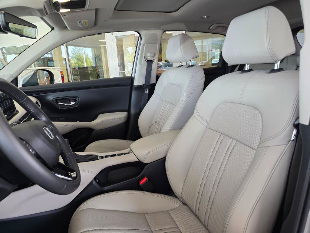Used 2024 Honda HR-V EX-L image 16