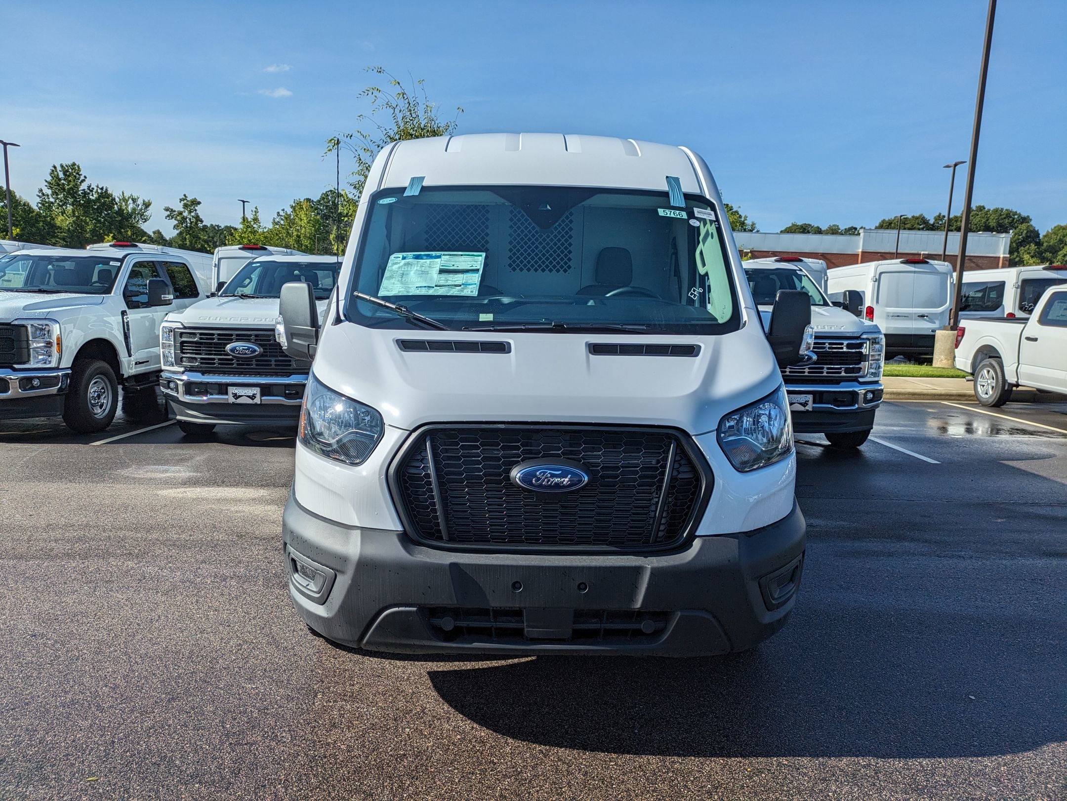 New 2025 Ford Transit 250 148 Medium Roof image 9