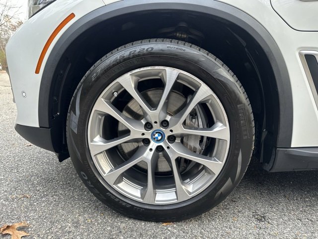 Used 2023 BMW X5 xDrive45e image 27