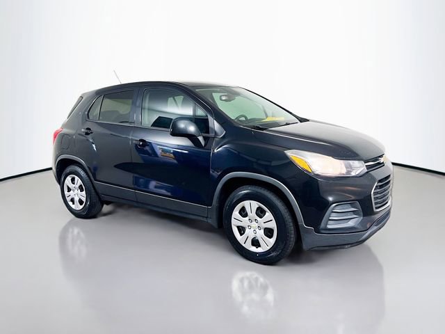 Used 2018 Chevrolet Trax LS FWD image 23