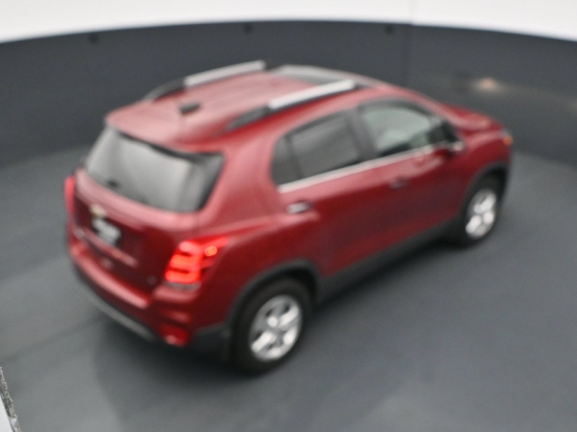 Used 2019 Chevrolet Trax LT w/ Sun & Sound Package AWD/4WD image 40