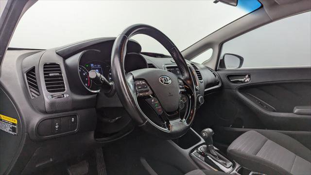 Used 2018 Kia Forte S image 24