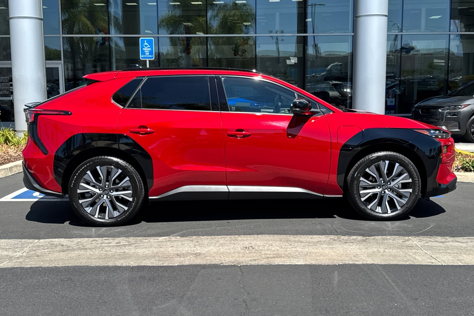 New 2026 Subaru Solterra AWD/4WD image 3