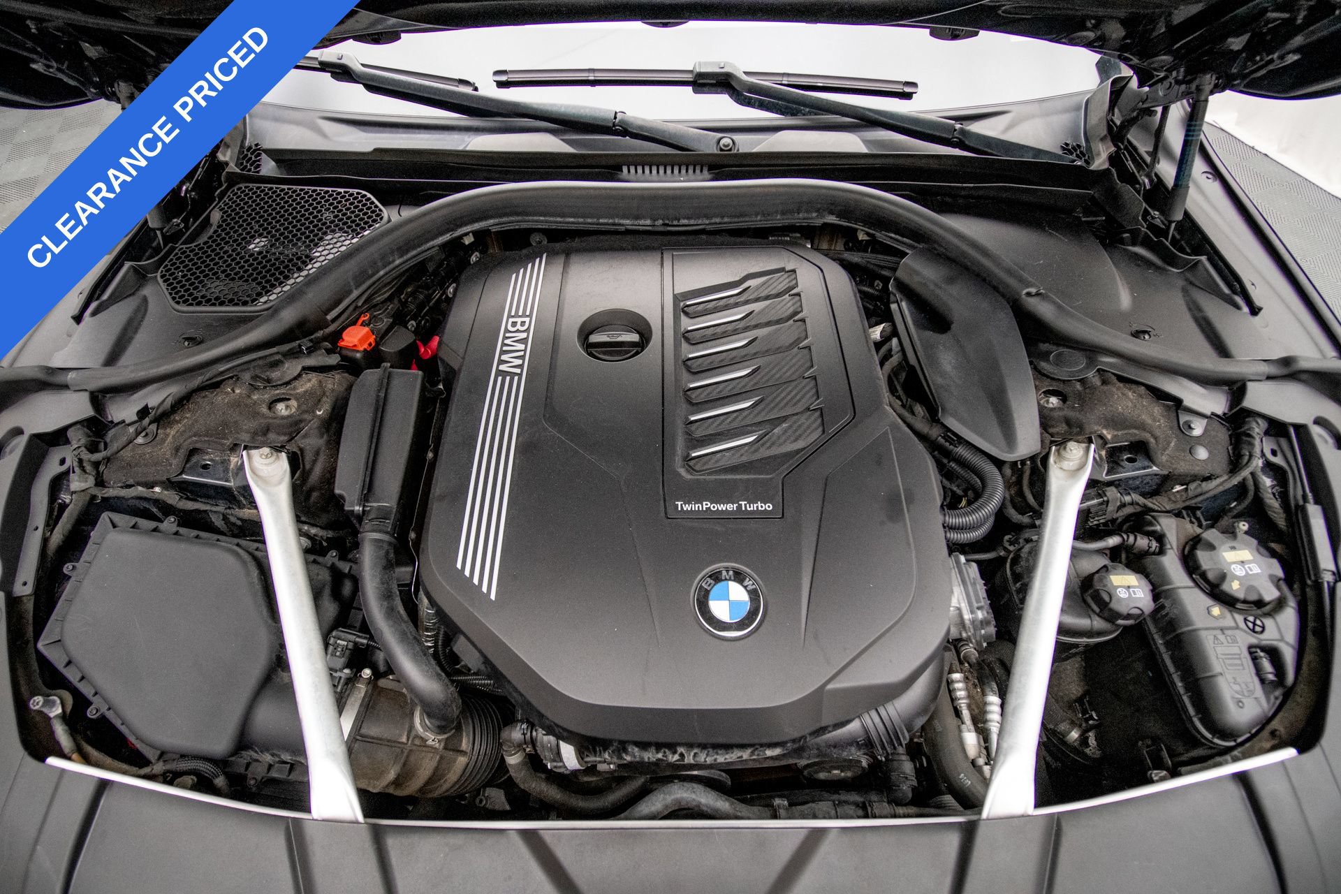 Used 2020 BMW 740i xDrive AWD/4WD image 34