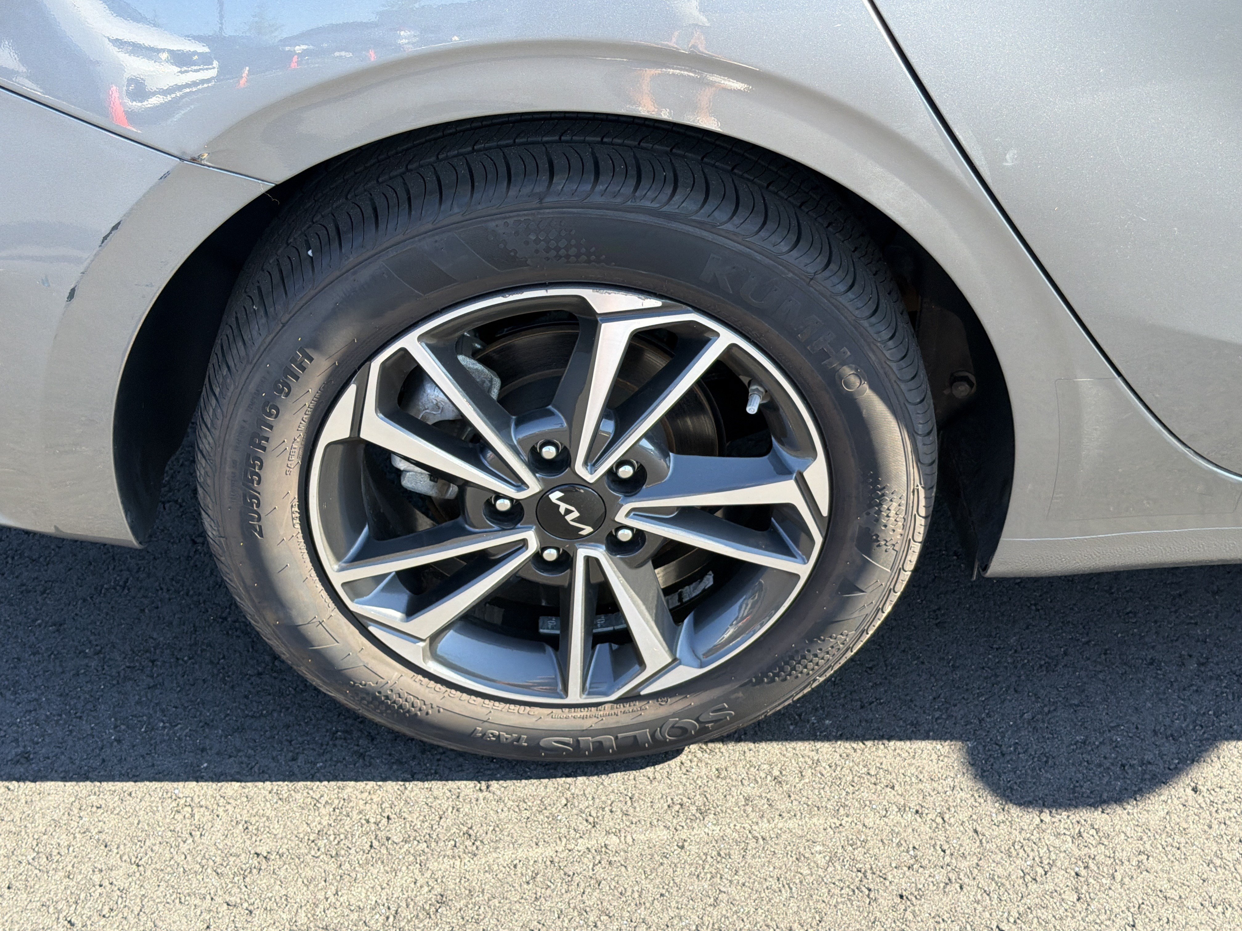 Certified 2022 Kia Forte LXS w/ LXS Technology Package FWD image 17