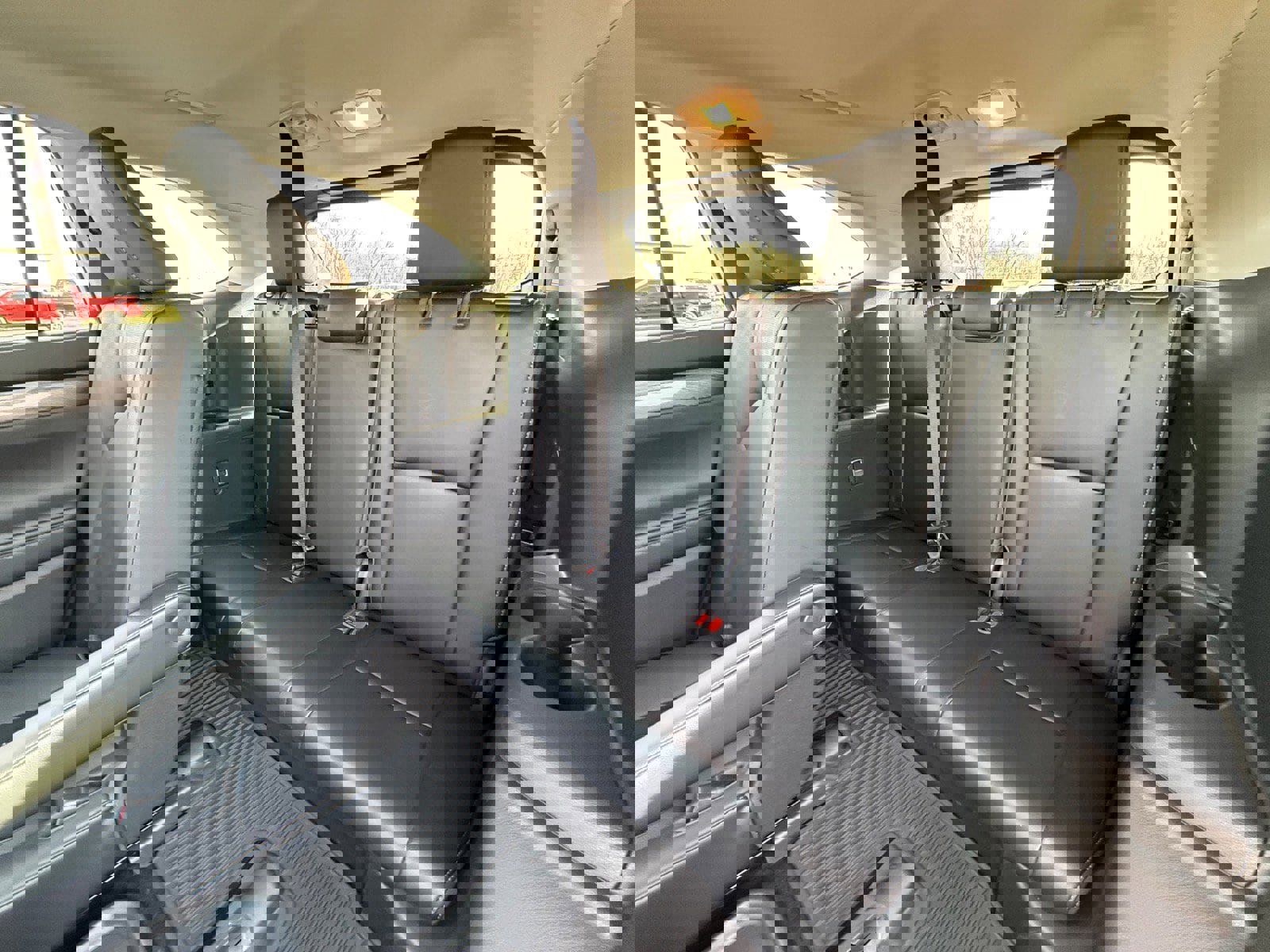 Used 2020 Toyota Highlander Platinum image 11