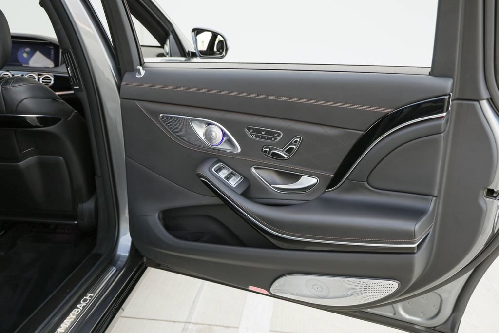 Used 2020 Mercedes-Benz Maybach S 650 image 25