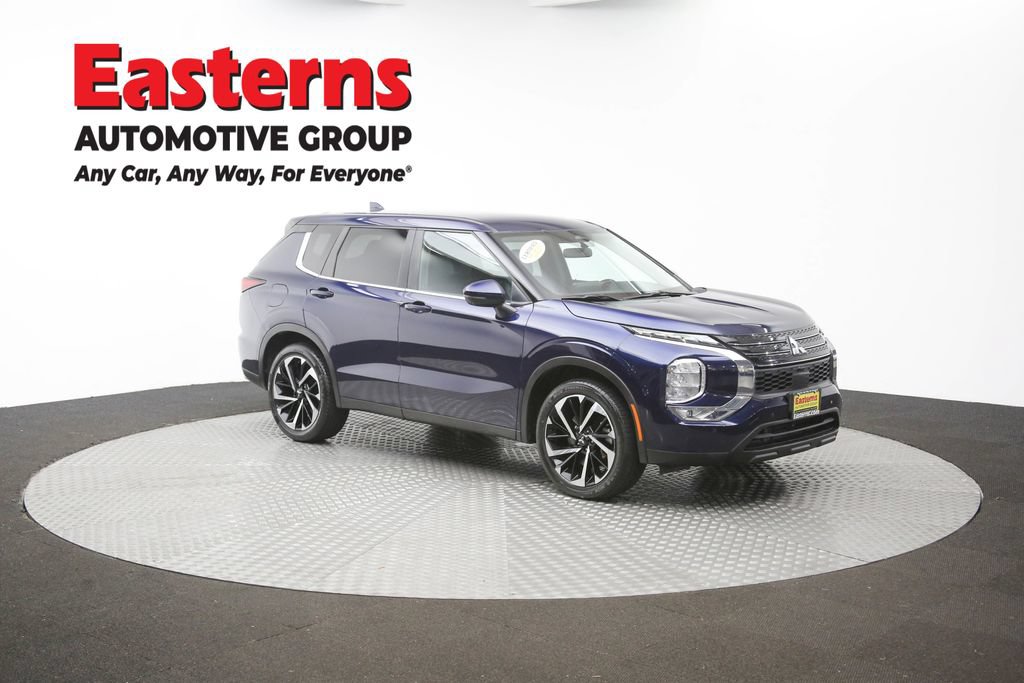 Used 2024 Mitsubishi Outlander SE FWD image 47