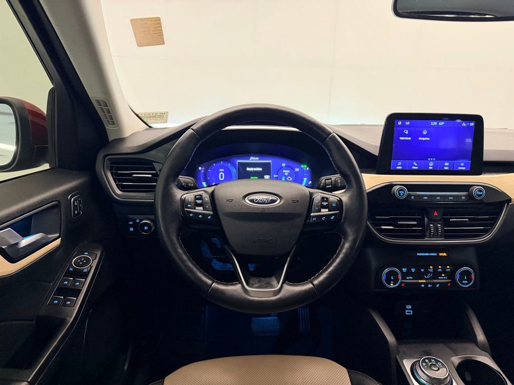 Used 2022 Ford Escape Titanium w/ Titanium Elite Package image 14