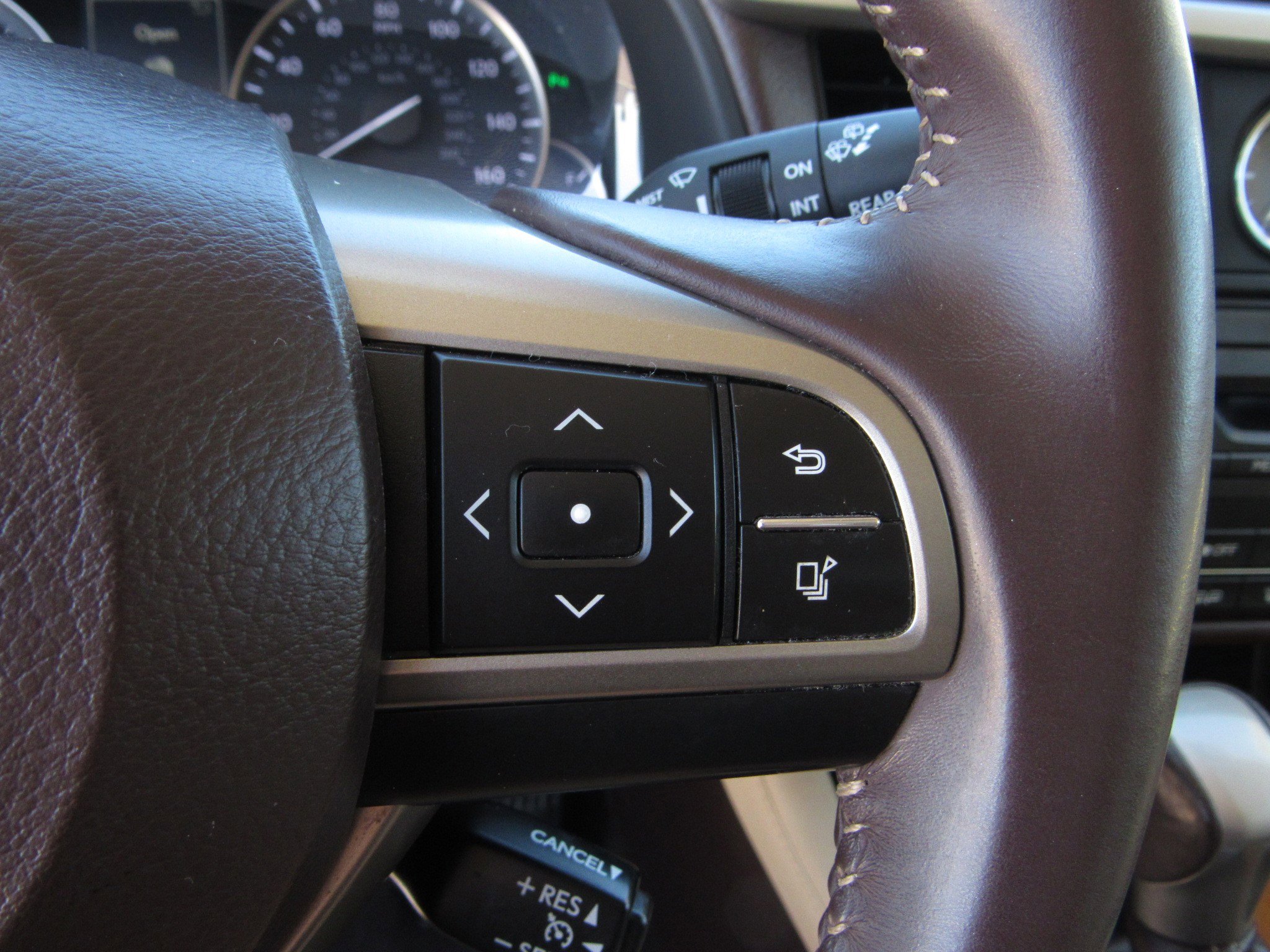 Used 2016 Lexus RX 350 FWD w/ Premium Package image 28
