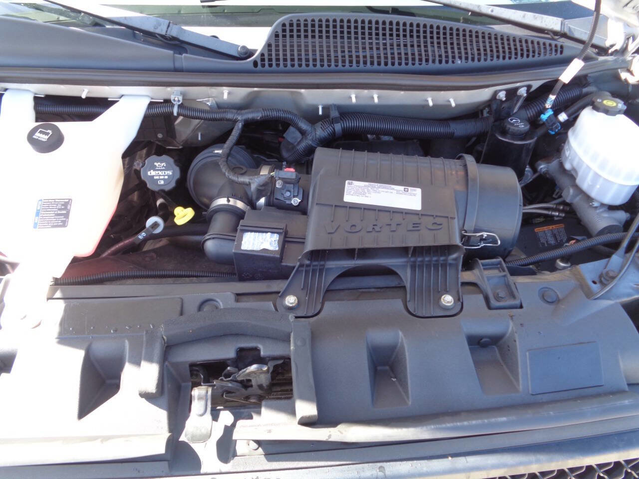Used 2018 Chevrolet Express 2500 LT w/ LT Preferred Equipment Group image 11