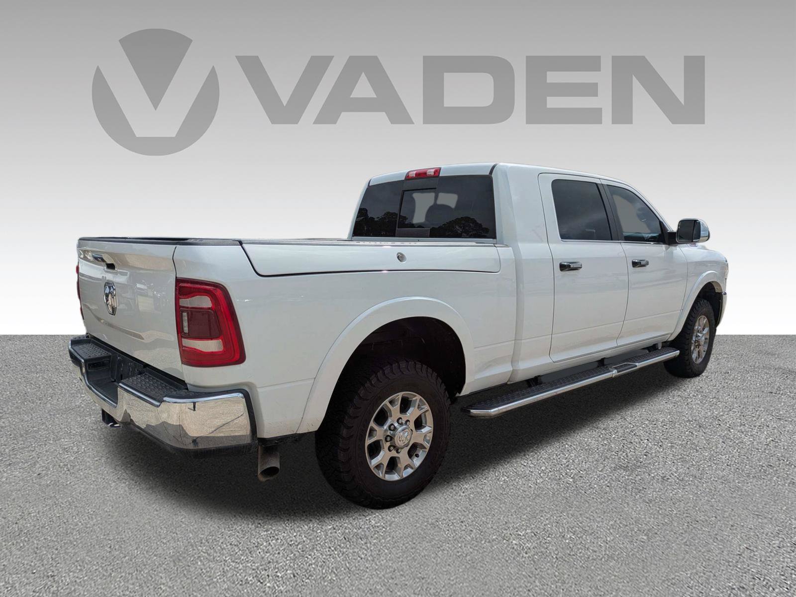 Used 2020 RAM 2500 Laramie w/ Chrome Appearance Group AWD/4WD image 24